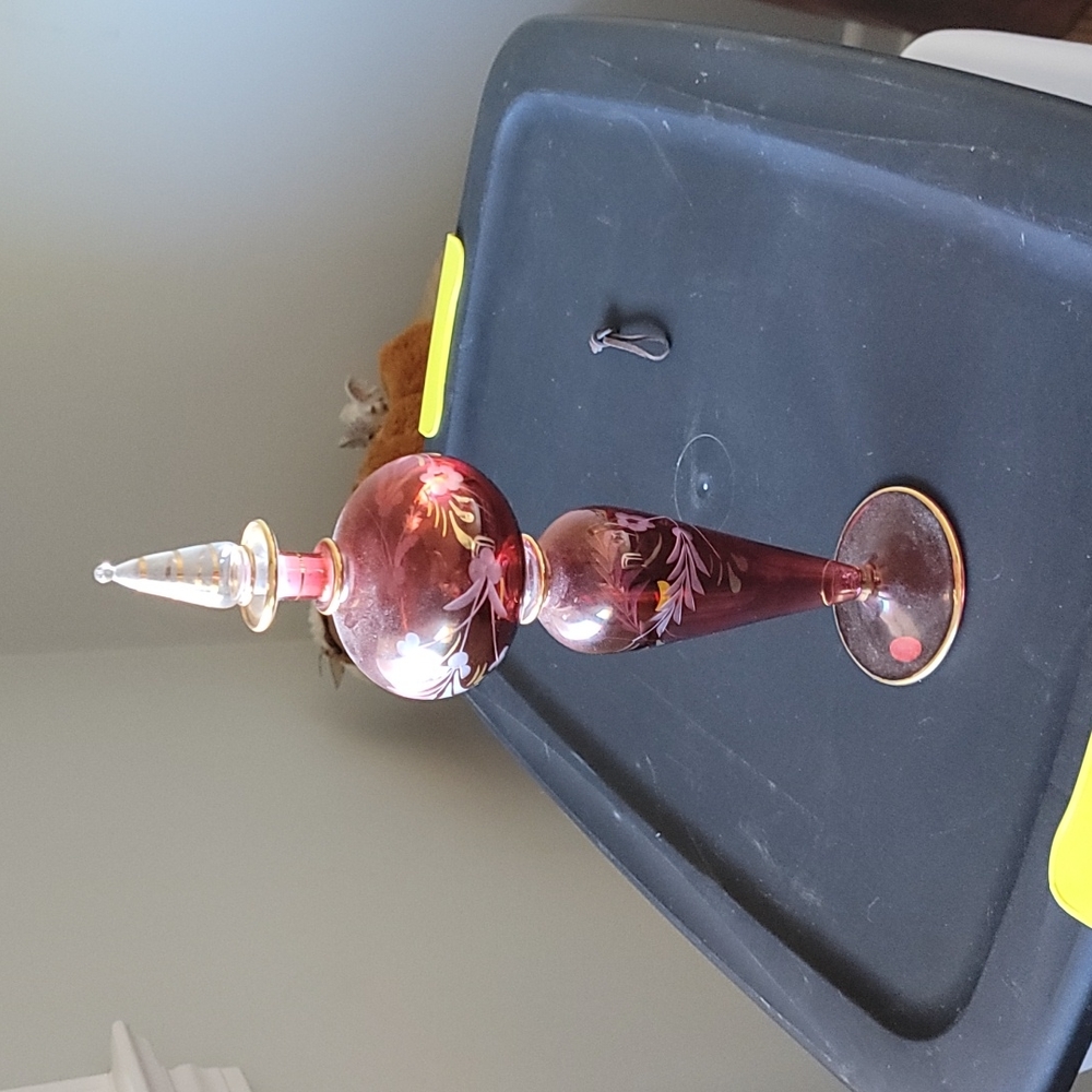 Perfume bottle